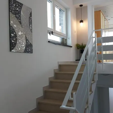 Eifeleben Mit Wunderschoenem Garten By Interhome Casa de Férias *