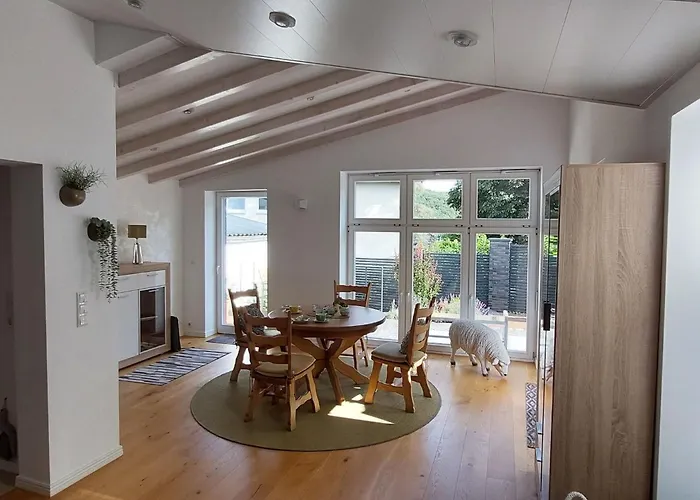 Eifeleben Mit Wunderschoenem Garten By Interhome *